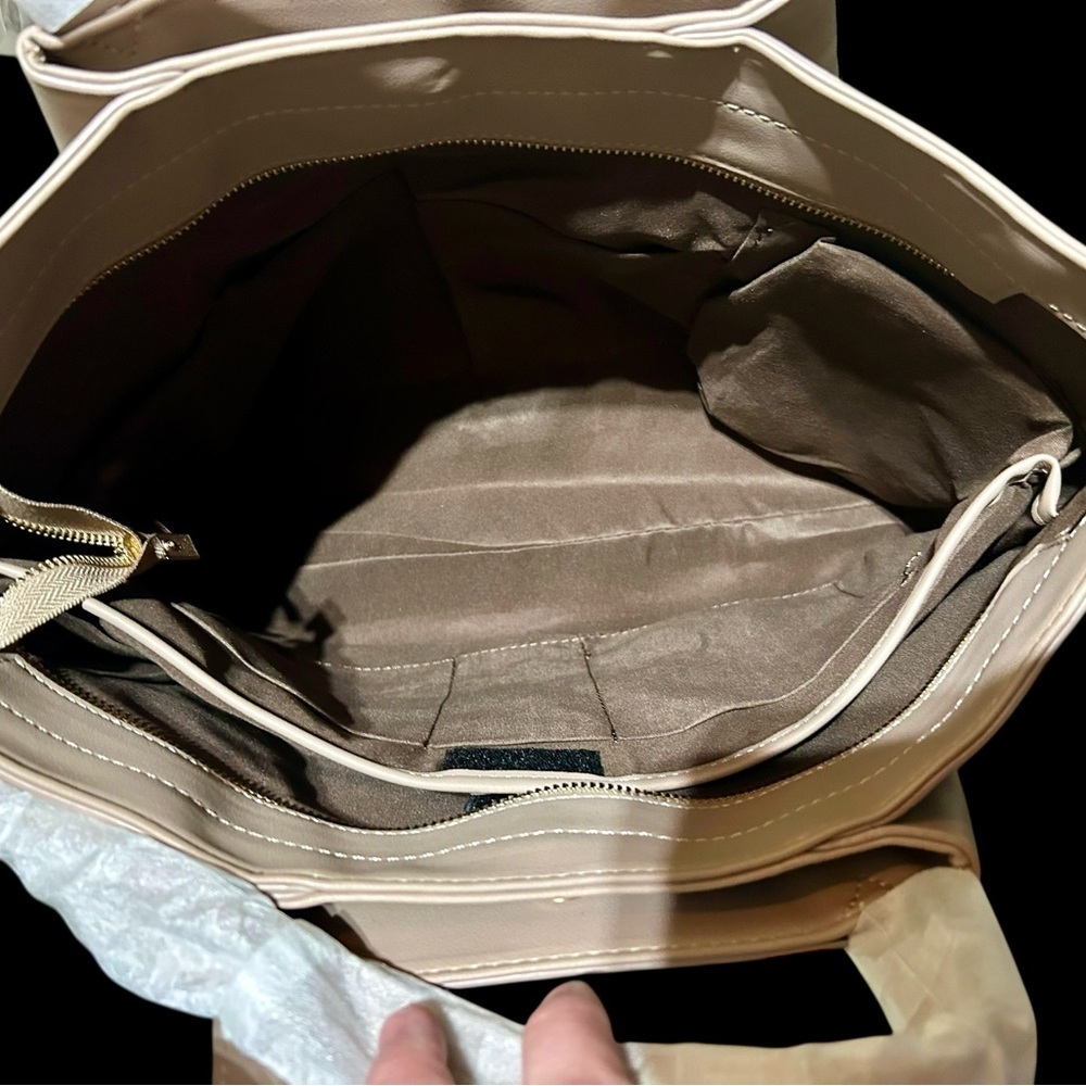 👜 BRAND NEW Laptop Tote Bag - Perfect for Work & Style! - Picture 7 of 10